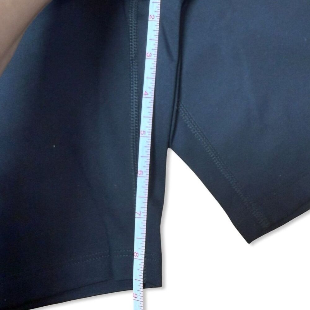 Girlfriend Collective Bike Shorts w/ Pocket | Size M | Black | NWT - Picture 2 of 9